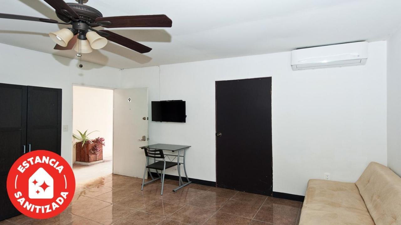 Econosuites Monterrey Eksteriør billede