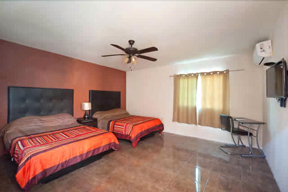 Econosuites Monterrey Eksteriør billede